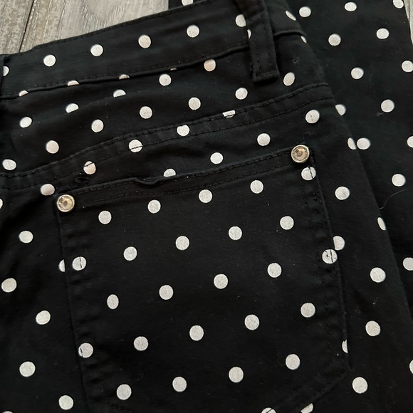 Hybrid Jeans - Picture 9 of 9